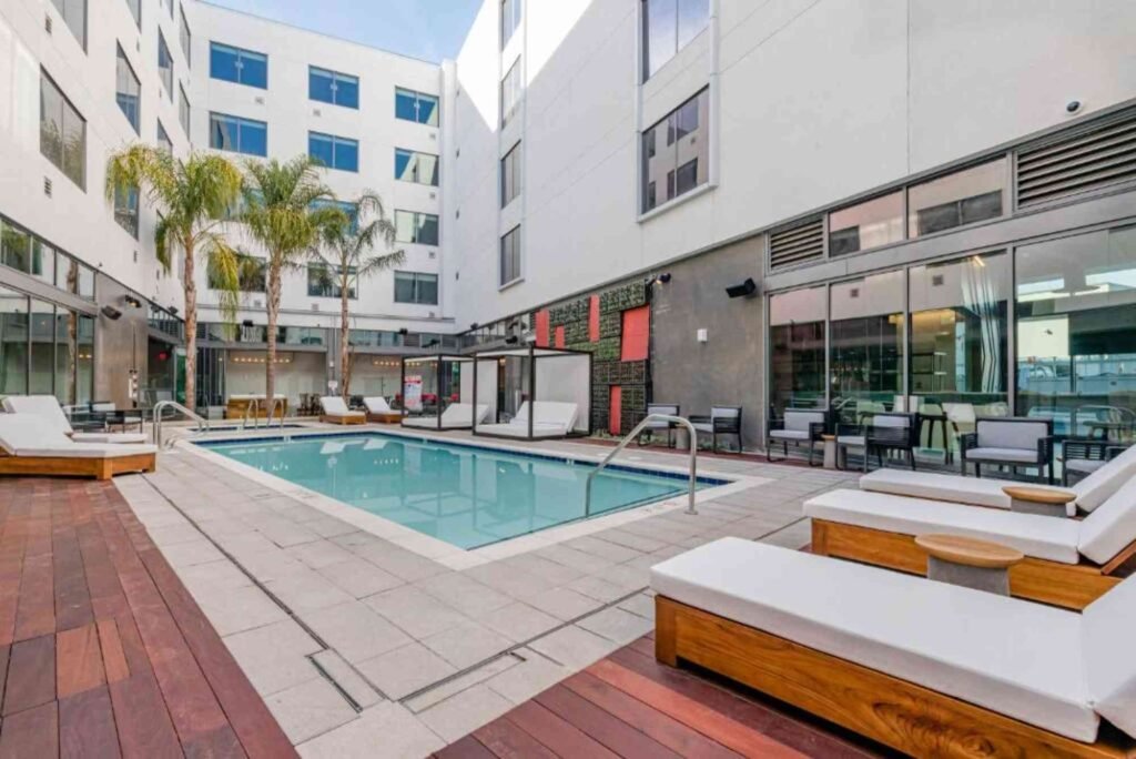 shashi hotel mountain view urban resort