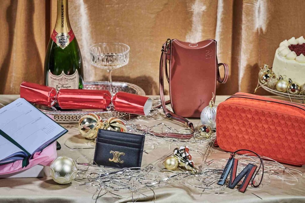 UK Small Gift List By City