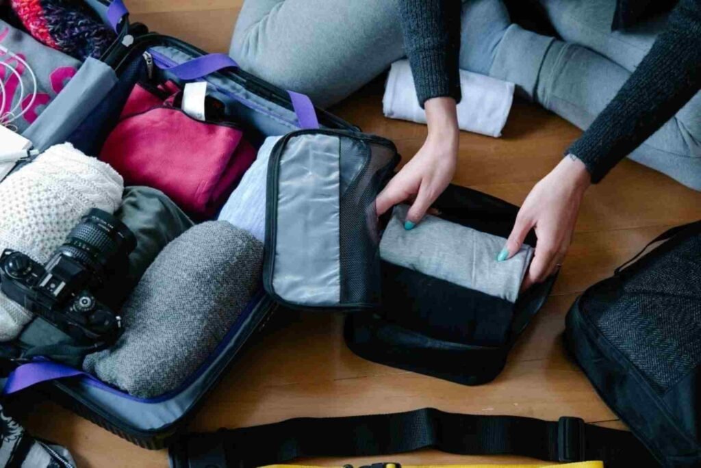 How to Travel With Minimal Luggage in Cold Weather