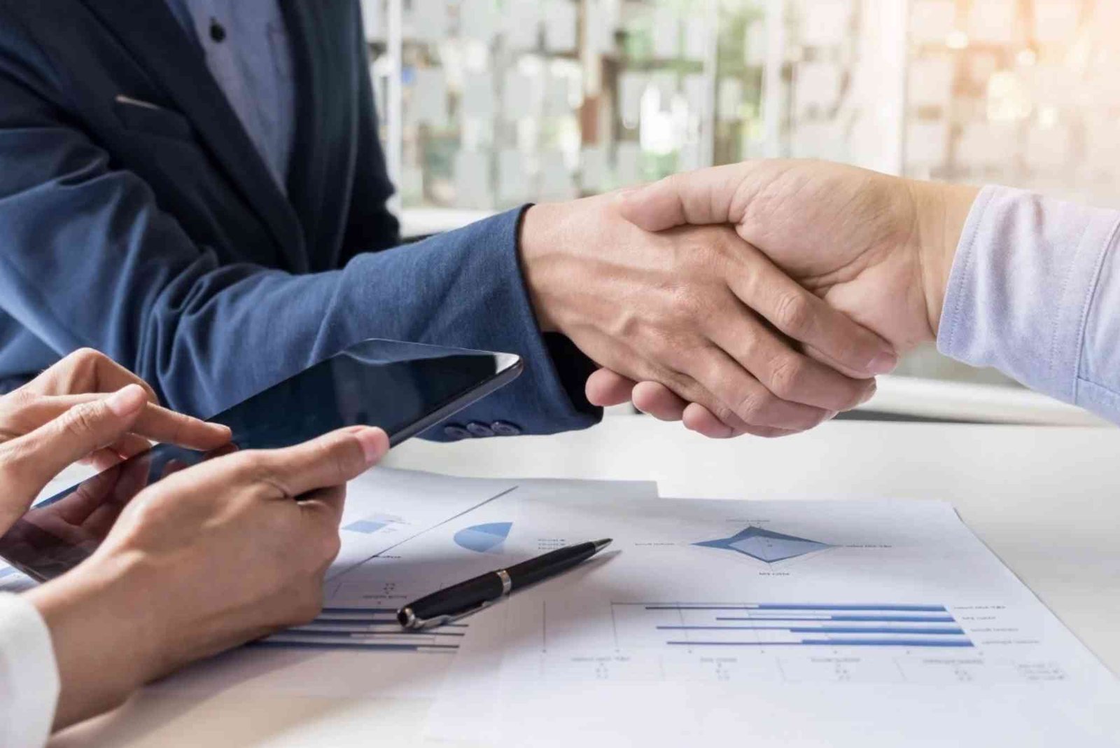 How Does a Debt Collection Agency Help Recover Outstanding Payments in Dubai