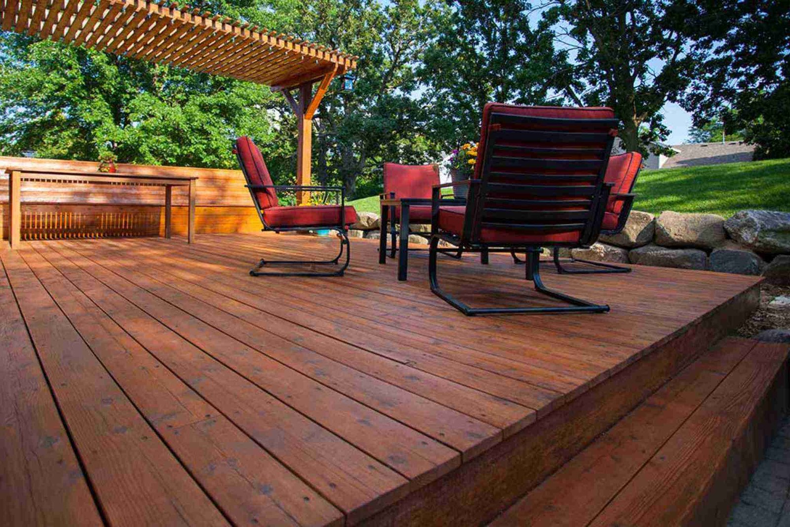 Deck and Fence Staining in Summerville SC